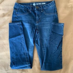 Juniors high waisted jeans